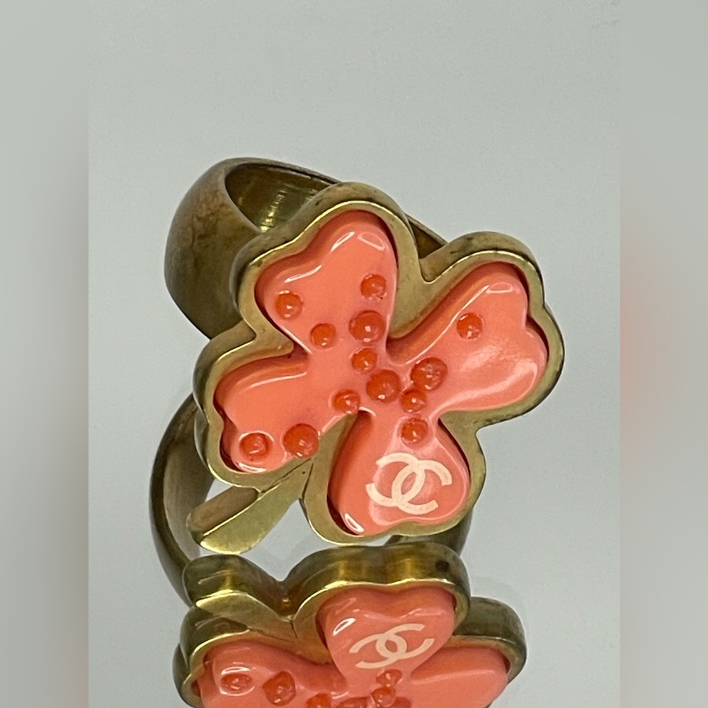 Chanel CC Logo Clover Ring size 6